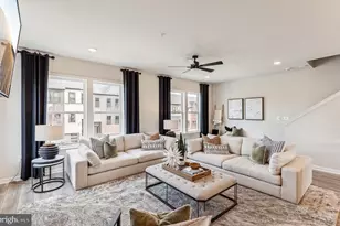 18310 Blythe Xing Ter, Leesburg, VA 20176 - Photo 5