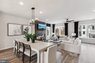 18310 Blythe Xing Ter, Leesburg, VA 20176 - Photo 13