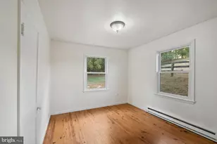 18390 Silcott Springs Rd, Purcellville, VA 20132 - Photo 9