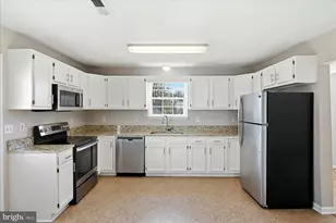 37127 Butts Ln, Purcellville, VA 20132 - Photo 13