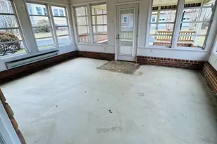 221 S Maple Ave, Purcellville, VA 20132 - Photo 15