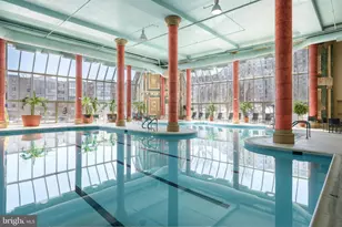 19355 Cypress Ridge Terrace, Leesburg, VA 20176 - Photo 33