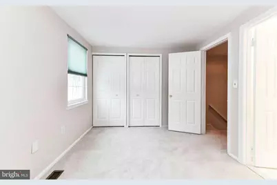 60 Benton Court, Sterling, VA 20165 - Photo 9