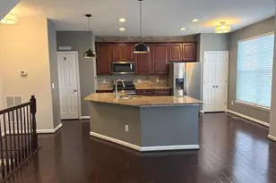 25215 Split Creek Terrace, Chantilly, VA 20152 - Photo 5