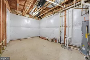 22912 Bubbling Brook Dr, Brambleton, VA 20148 - Photo 37