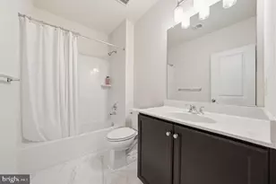 22912 Bubbling Brook Dr, Brambleton, VA 20148 - Photo 27