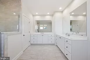 22912 Bubbling Brook Dr, Brambleton, VA 20148 - Photo 31