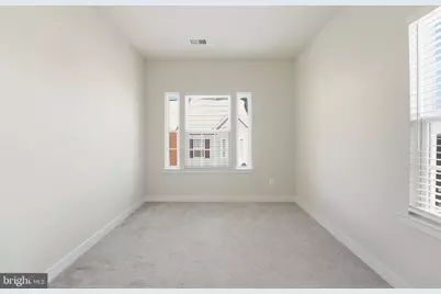 42538 Tiber Falls Square, Sterling, VA 20166 - Photo 13