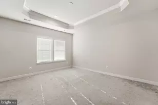 42538 Tiber Falls Sq, Sterling, VA 20166 - Photo 21