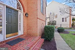 19126 Stream Crossing Ct, Leesburg, VA 20176 - Photo 9