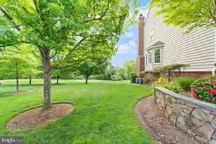 43387 La Belle Pl, Ashburn, VA 20147 - Photo 7