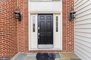 43387 La Belle Pl, Ashburn, VA 20147 - Photo 7