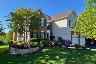 43387 La Belle Pl, Ashburn, VA 20147 - Photo 3