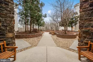 24701 Byrne Meadow Square, Aldie, VA 20105 - Photo 5