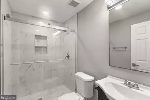 20395 Charter Oak Dr, Ashburn, VA 20147 - Photo 31