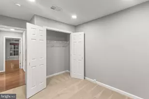 20395 Charter Oak Dr, Ashburn, VA 20147 - Photo 15