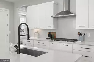 43442 Croson Ln, Ashburn, VA 20148 - Photo 17