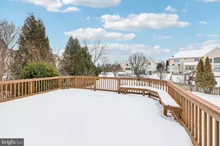 25429 Carrington Dr, Chantilly, VA 20152 - Photo 41