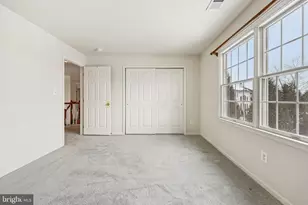 25429 Carrington Dr, Chantilly, VA 20152 - Photo 33