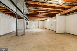 25429 Carrington Dr, Chantilly, VA 20152 - Photo 39