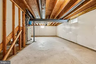 25429 Carrington Dr, Chantilly, VA 20152 - Photo 37