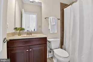 24814 Barrington Grove Ct, Aldie, VA 20105 - Photo 33