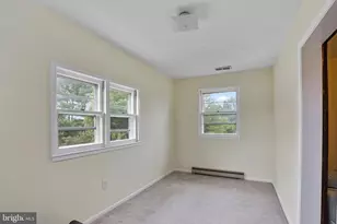 200 S Orchard Dr, Purcellville, VA 20132 - Photo 13