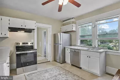 200 S Orchard Drive, Purcellville, VA 20132 - Photo 9