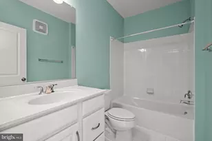 1304 Ribbon Limestone Terrace SE, Leesburg, VA 20175 - Photo 21