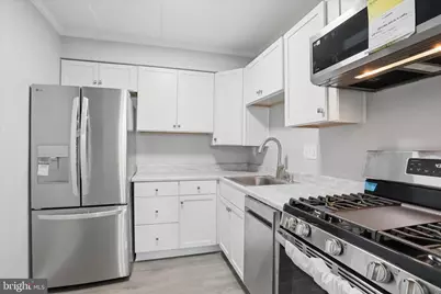 125 Clubhouse Drive SW #3, Leesburg, VA 20175 - Photo 5