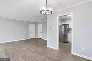 125 Clubhouse Dr SW, Leesburg, VA 20175 - Photo 11