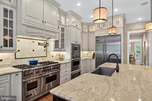 22011 Beaverdam Dr, Ashburn, VA 20148 - Photo 35