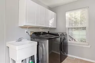 130 Minor Rd, Sterling, VA 20165 - Photo 17