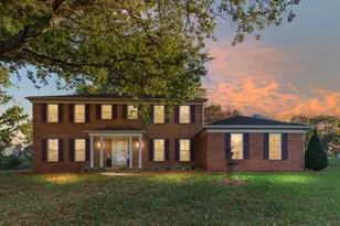 130 Minor Rd, Sterling, VA 20165 - Photo 1