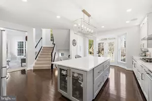 22773 Highcrest Cir, Brambleton, VA 20148 - Photo 9