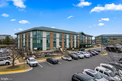 19455 Deerfield Avenue #310, Lansdowne, VA 20176 - Photo 3