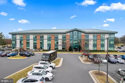 19455 Deerfield Avenue #310, Lansdowne, VA 20176 - Photo 5