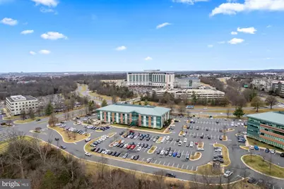 19455 Deerfield Avenue #310, Lansdowne, VA 20176 - Photo 7