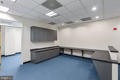 19455 Deerfield Avenue #310, Lansdowne, VA 20176 - Photo 25