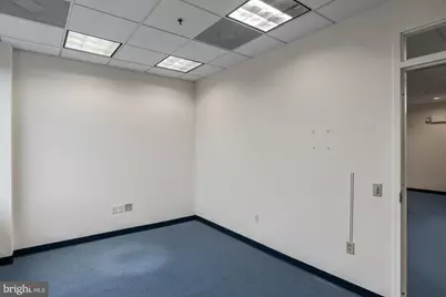 19455 Deerfield Avenue #310, Lansdowne, VA 20176 - Photo 19