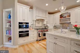 18395 Kingsmill St, Leesburg, VA 20176 - Photo 5