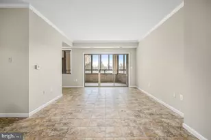 19375 Cypress Ridge Terrace, Leesburg, VA 20176 - Photo 3