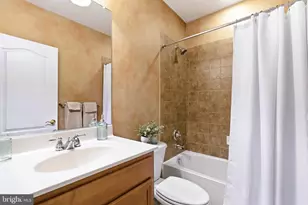 19606 Bellingham Ln, Leesburg, VA 20175 - Photo 53