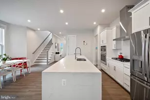 43441 Bettys Farm Dr, Chantilly, VA 20152 - Photo 9