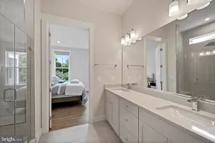 43441 Bettys Farm Dr, Chantilly, VA 20152 - Photo 21