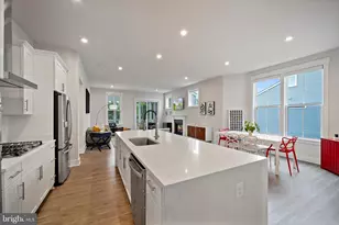 43441 Bettys Farm Dr, Chantilly, VA 20152 - Photo 7