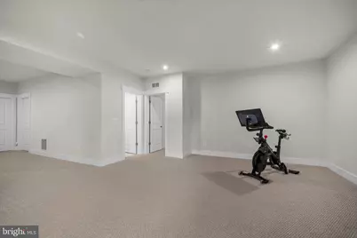 43441 Bettys Farm Drive, Chantilly, VA 20152 - Photo 33