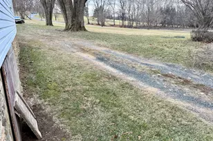 37611 Hughesville Rd, Purcellville, VA 20132 - Photo 11