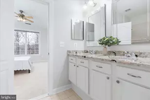 22407 Dolomite Hills Dr, Ashburn, VA 20148 - Photo 33