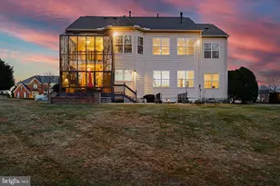 22407 Dolomite Hills Dr, Ashburn, VA 20148 - Photo 5